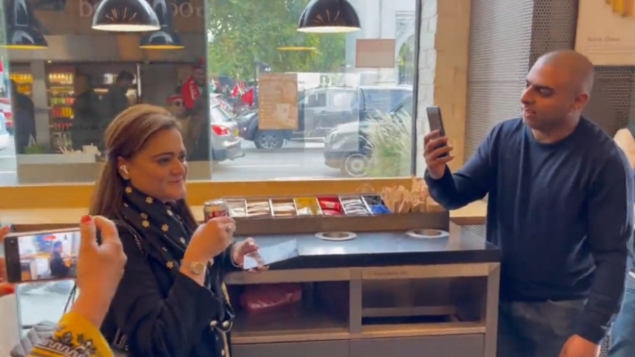 'Chorni, Chorni': Pakistan minister Marriyum Aurangzeb heckled at a cafe in London