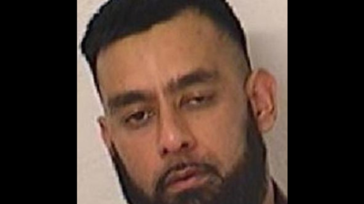 Convicted drug dealer, who once taunted cops, escapes Derbyshire prison