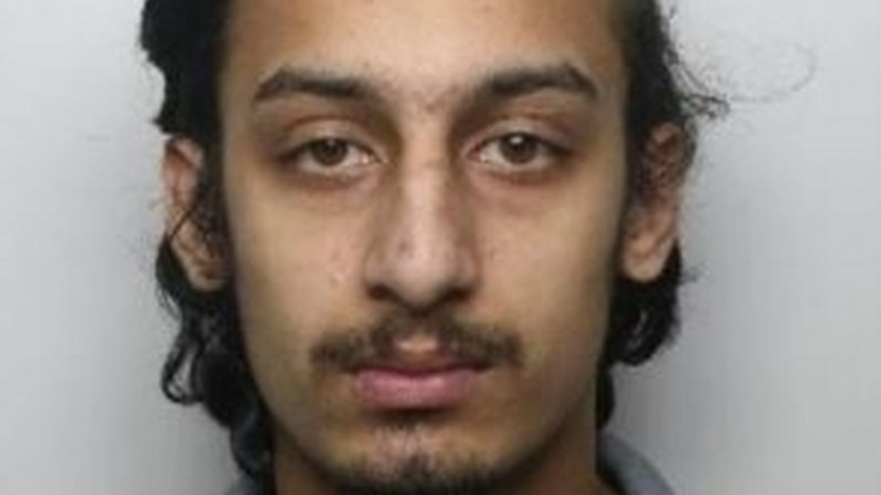 Hungry Sheffield thief orders two lamb burgers at the gun store he had his friends just looted