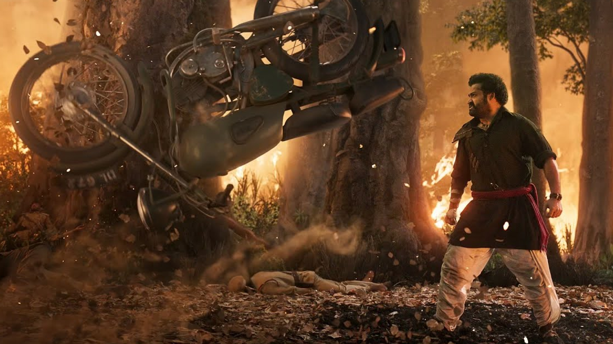 VFX decoder reveals bike in the air scene in RRR created using a cycle; netizens say ‘if the same was done in Bollywood, people would have eaten them raw by trolling’