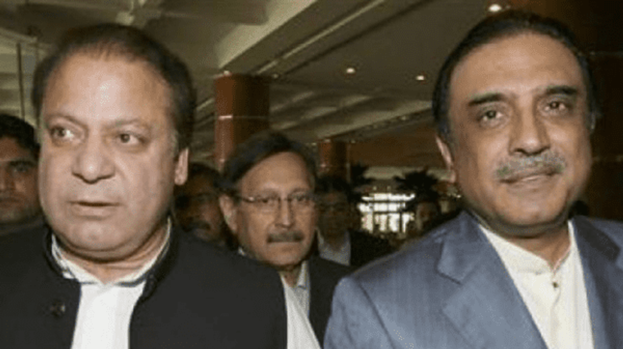 Pakistan elections: Nawaz Sharif and PPP's Asif Zardari meet in UAE