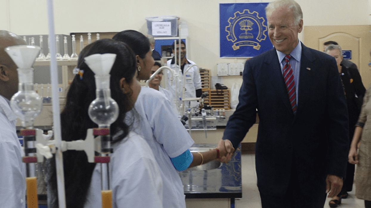 ‘Britain eager to host IITs’ offshore campus’