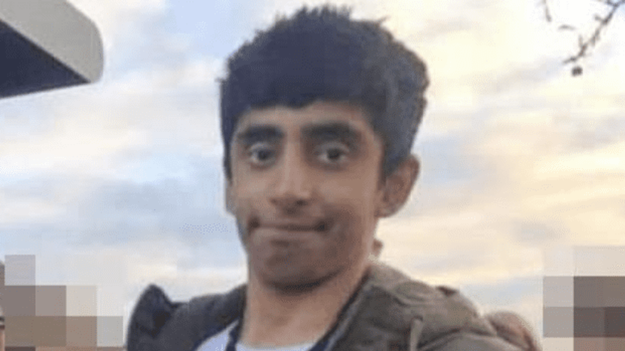 Man sentenced to nine years for foiled crossbow attack on Queen