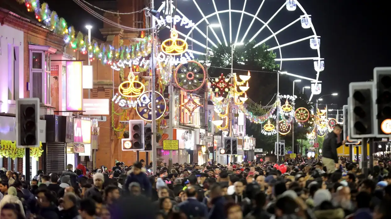 Thousands on Leicester streets as Diwali returns to city