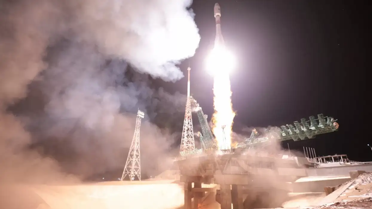 Ukraine war: OneWeb 'moves on' from Soyuz-stranded satellites