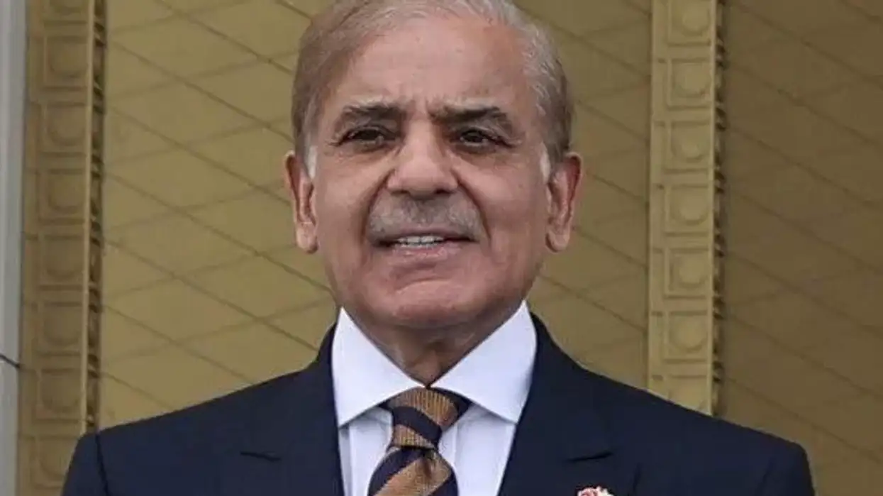 Pakistan PM Sharif announces 10% super tax on large-scale industries