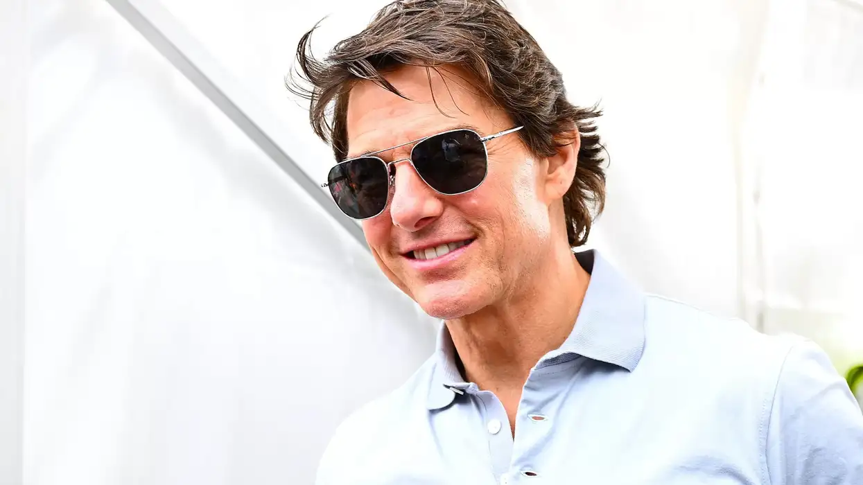 Tom Cruise hires heavyweight bodyguards to beef up his security after receiving a string of death threats from a former stuntman