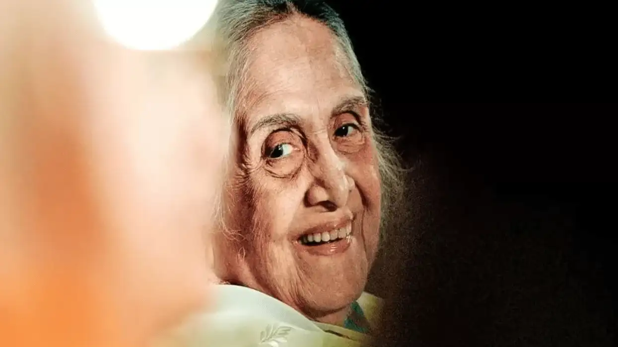 Veteran actress Sulochana cremated with state honours