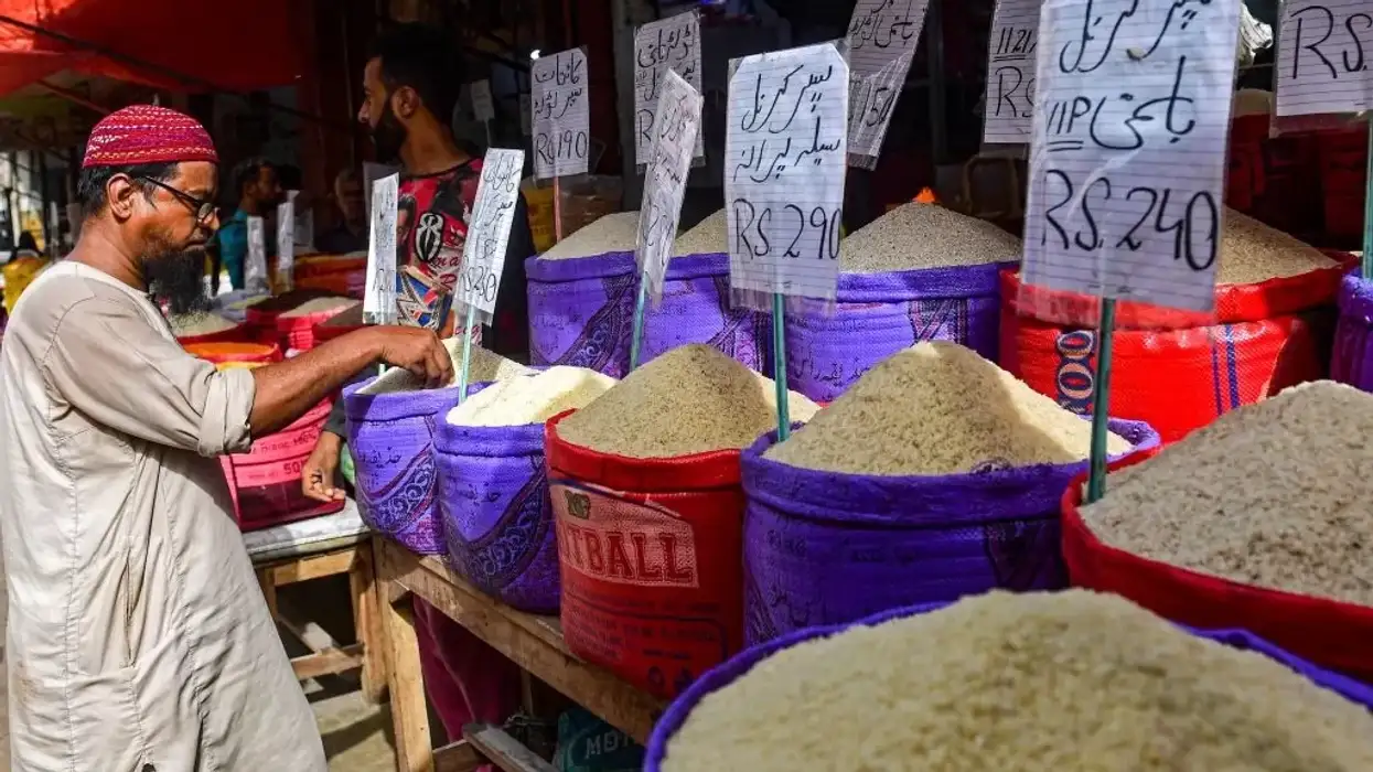 Pakistan's rice exporters benefit from India's export ban