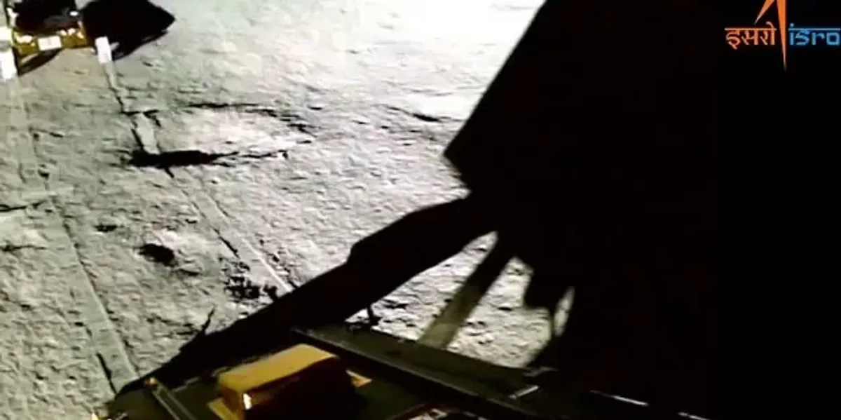 Chandrayaan-3: Indian rover confirms sulphur on Moon's south pole ...