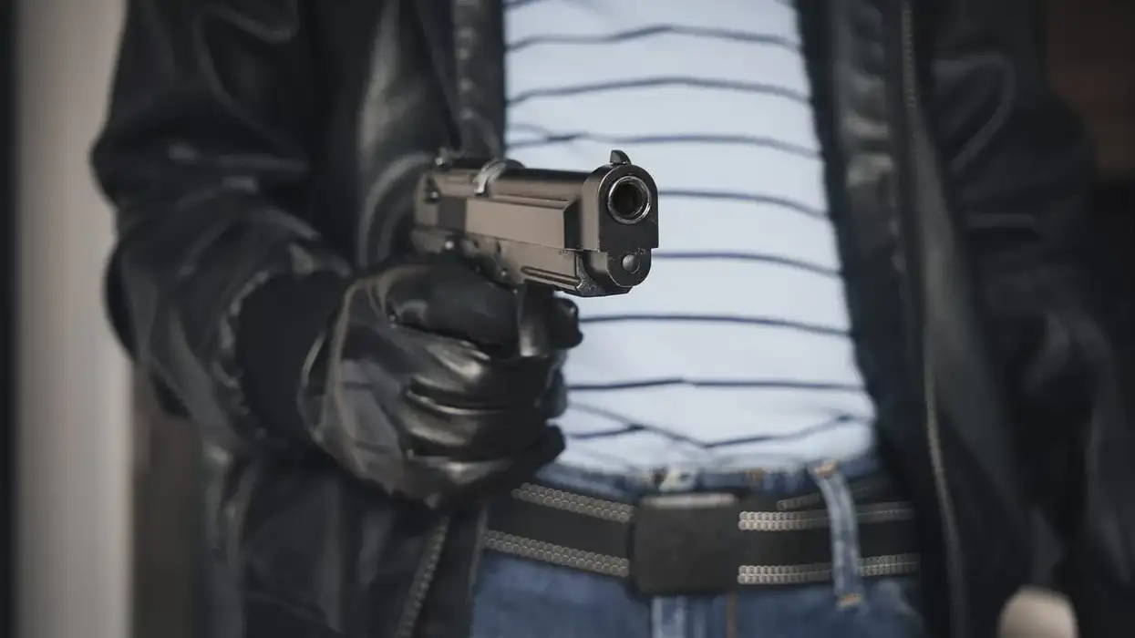 Man extradited from Pakistan for 2005 armed robbery in Bradford