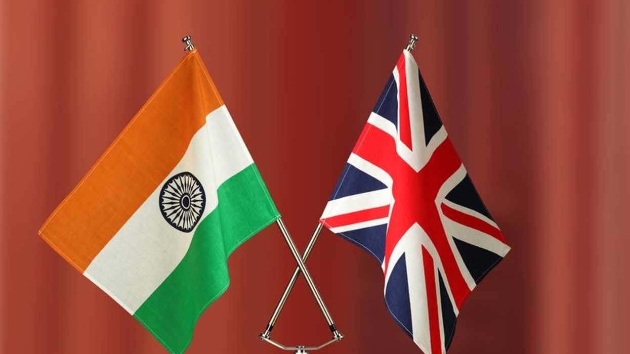 India and UK flags