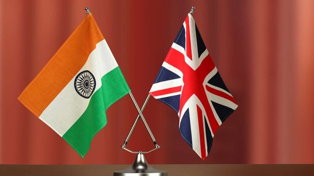 India and UK flags
