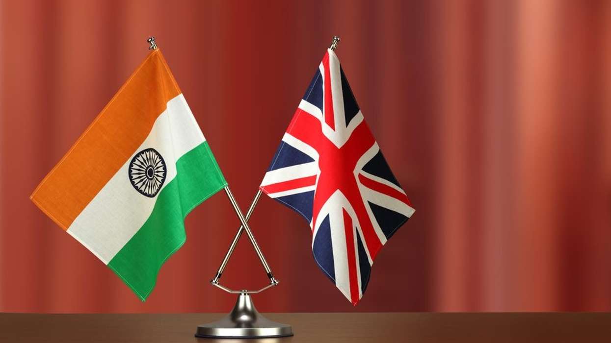 India and UK flags