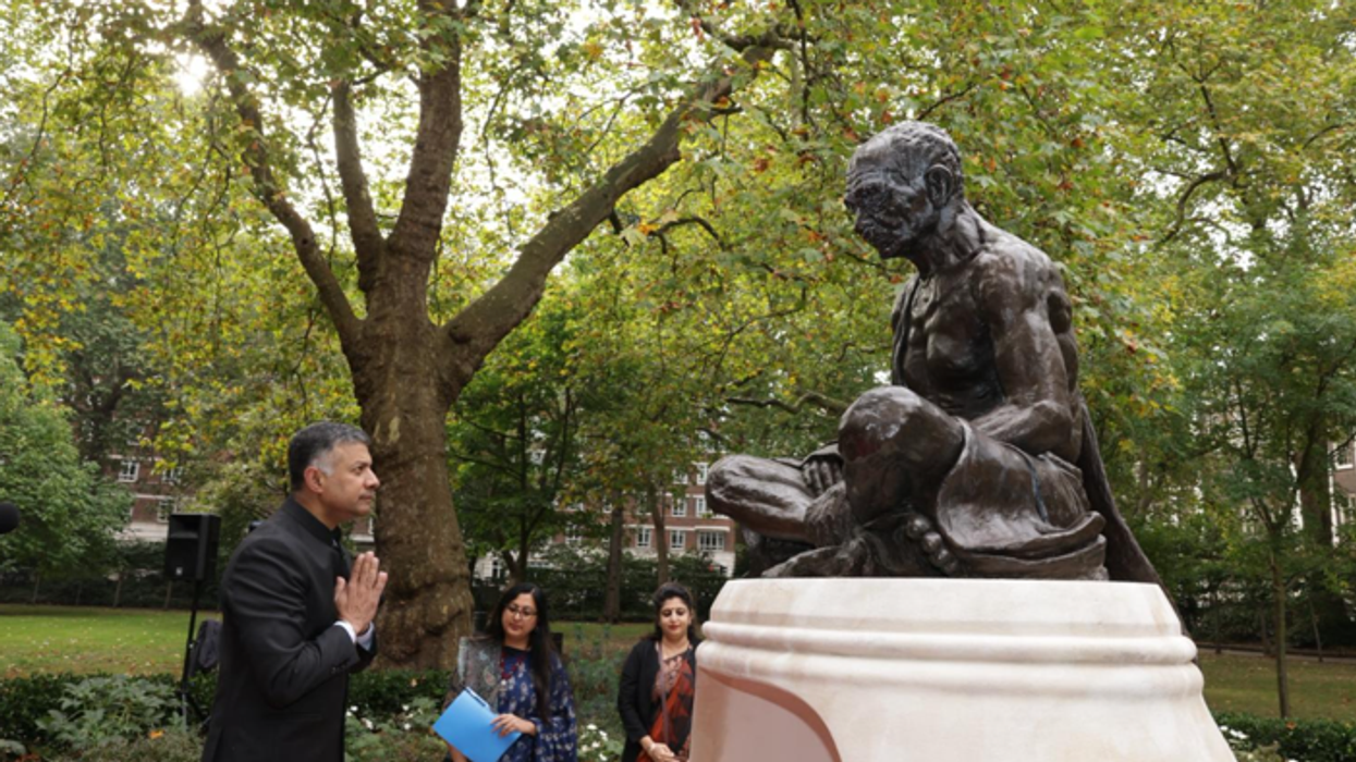 Tributes mark Gandhi birth anniversary in London