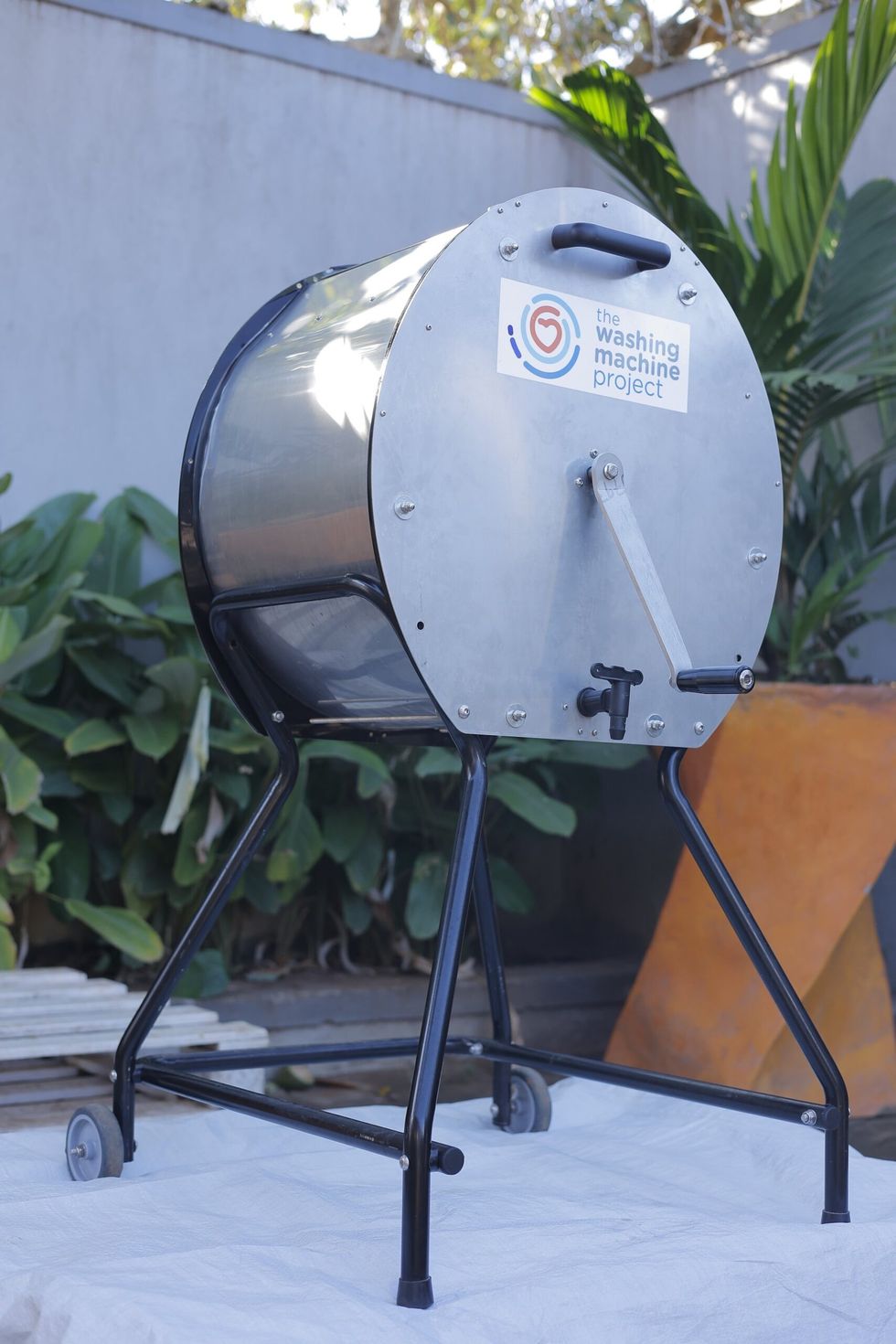 INSET 1 Nav Sawhney Washing Machine pic 1