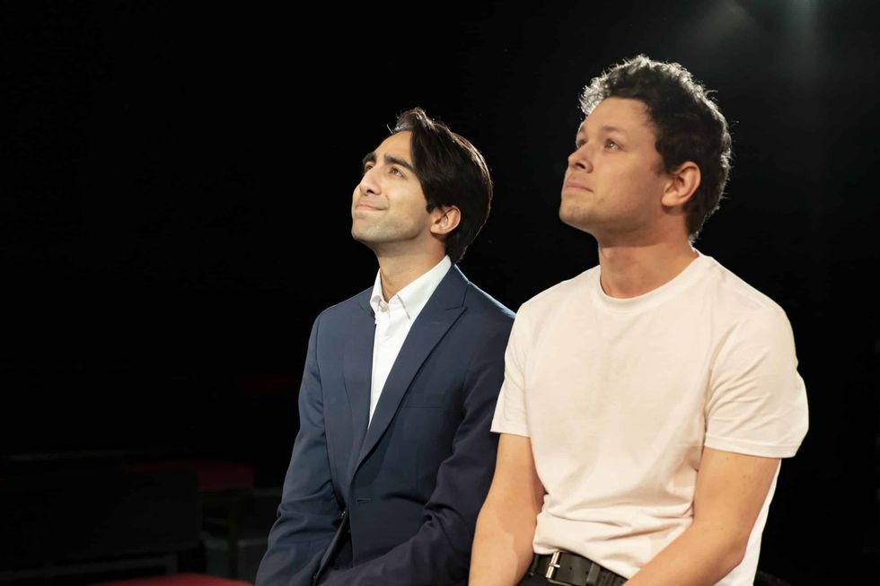 INSET 1a Brilliant Jerks at Southwark Playhouse © Nick Rutter @nickrutterarts 5