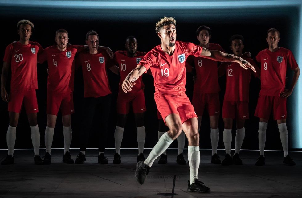 INSET 2 Darragh Hand Marcus Rashford and Dear England cast at the National Theatre. Photo by Marc Brenner 5982