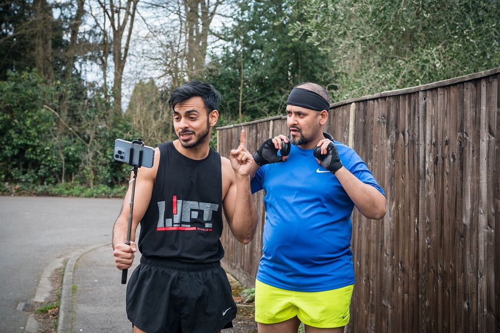 Inset 2 Leave The Plastic On 2 March 2022 low res 00342 Suri Coach Ya