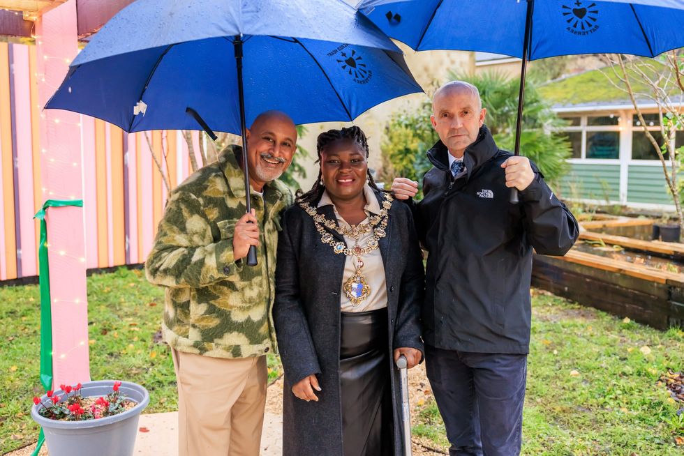 INSET 4 EE Garden in Battersea school. from left Manoj Malde. Mayor of Wandsworth Cllr Juliana Annan. Jared Brading 2 December 2023