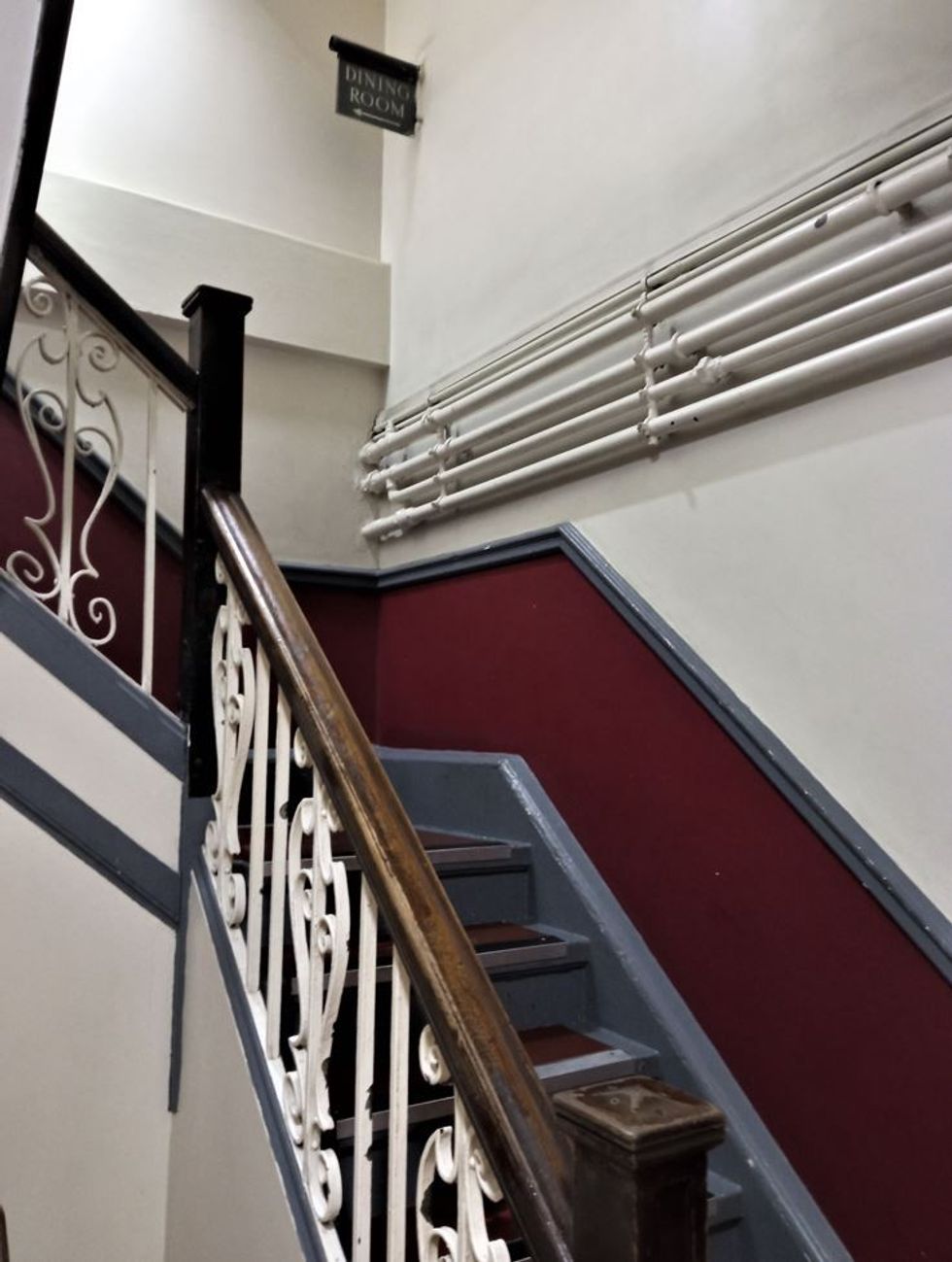 INSET 6 India Club recent pics five old fashion stairs 21 August 2023