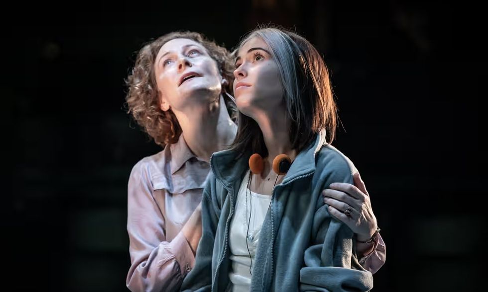 INSET Geraldine Somerville as Amanda and Rhiannon Clements as Laura in The Glass Menagerie Photograph Marc Brenner