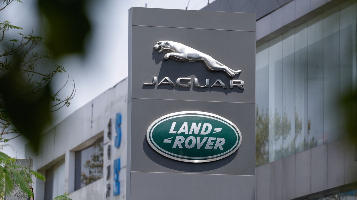 Jaguar Land Rover to 'pause' shipments to US over tariffs