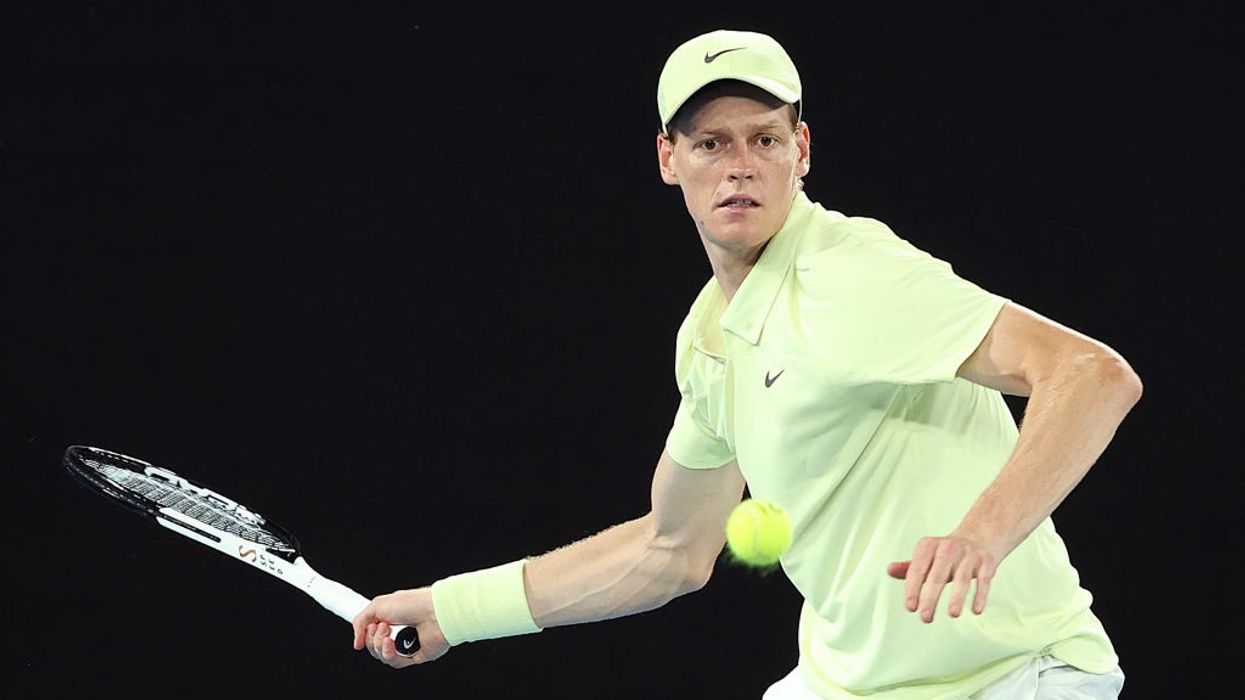 Australian Open: Sinner kicks off title defence