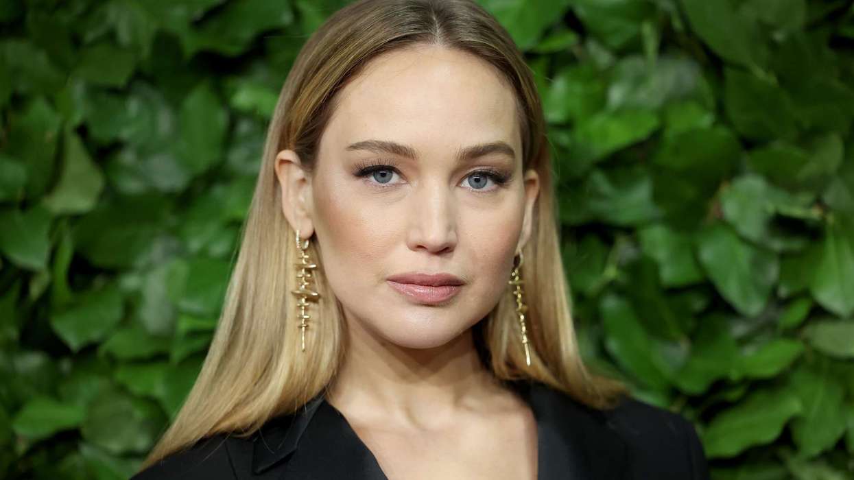 Jennifer Lawrence says she wants to be a 'sexy mom' and still plans a facelift