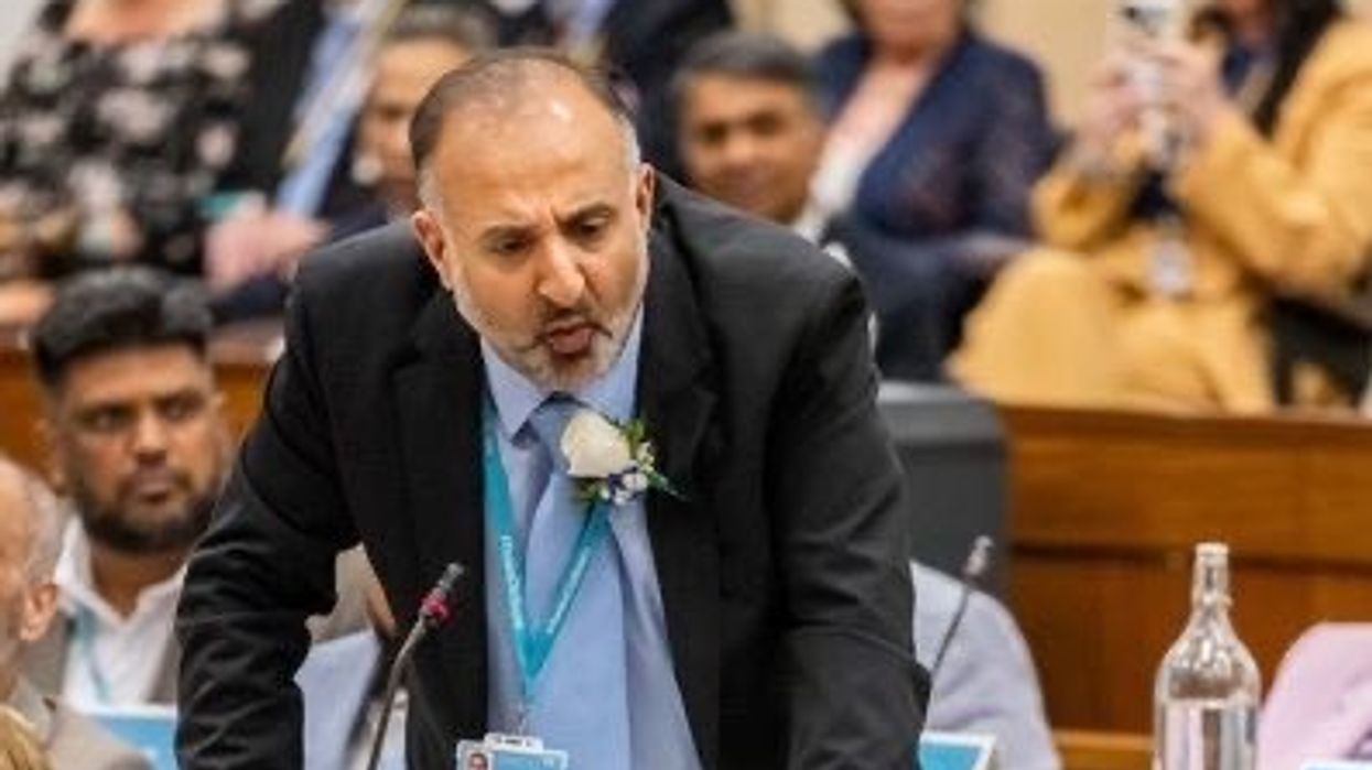 Oldham council leader Arooj Shah survives no-confidence vote amid identity politics row