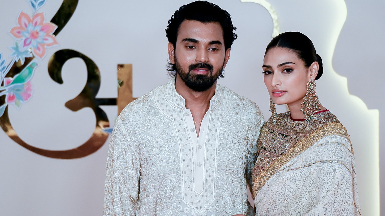 KL Rahul & Athiya Shetty Welcome Baby Girl, Celebs Celebrate | EasternEye