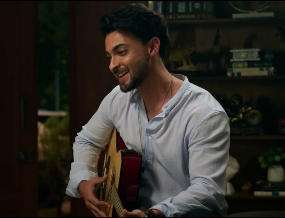 lead aayush sharma in ruslaan 328