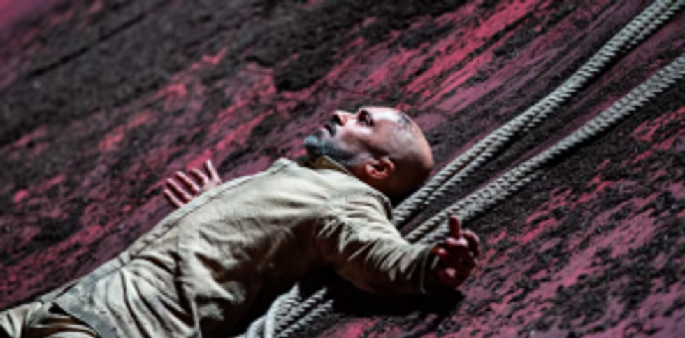 LEAD Akram Khan Xenos