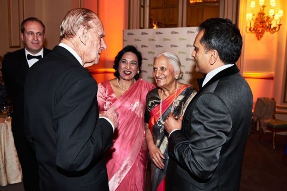 LEAD INSET 1 Mataji meets Prince Philip at Buckingham Palace