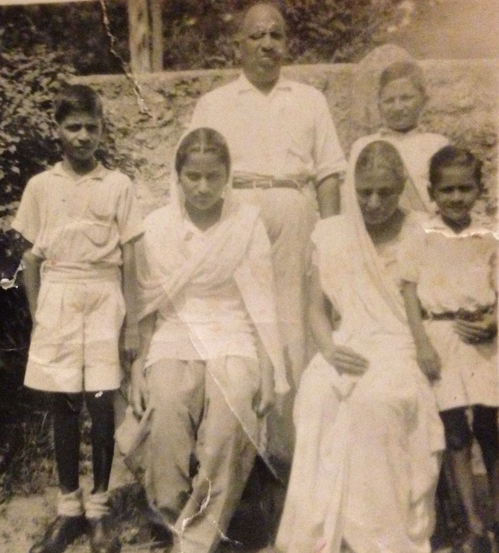 LEAD INSET 2 Mataji young girl