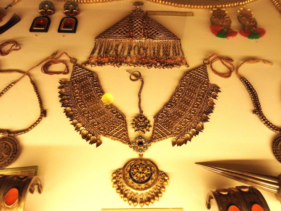 LEAD Inset 8 Kedleston Hall visit pic six museum jewellery 21 May 2024