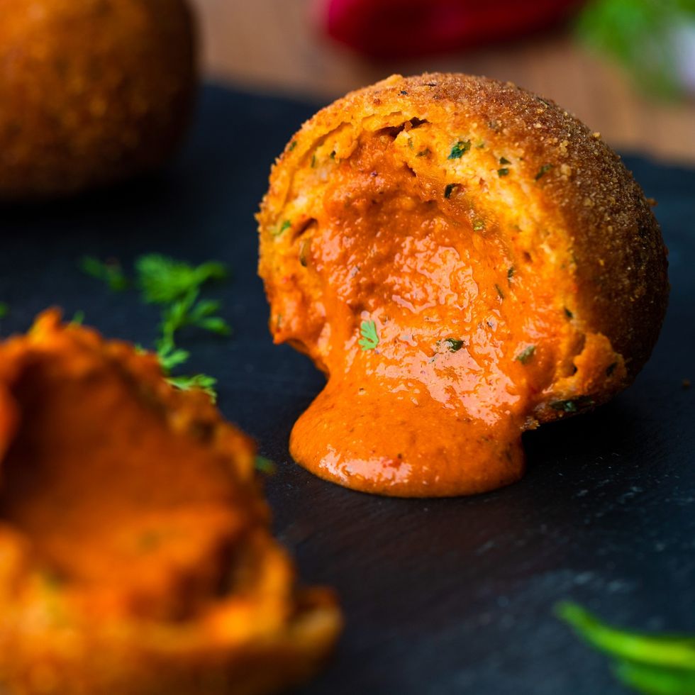 Lead inset Butter Chicken Bombs 1