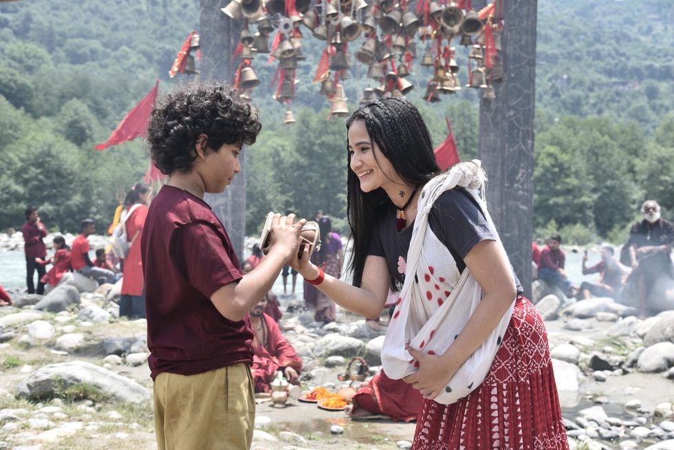 Lead inset Celesti Bairagey in Udti Ka Naam Raajo 0041