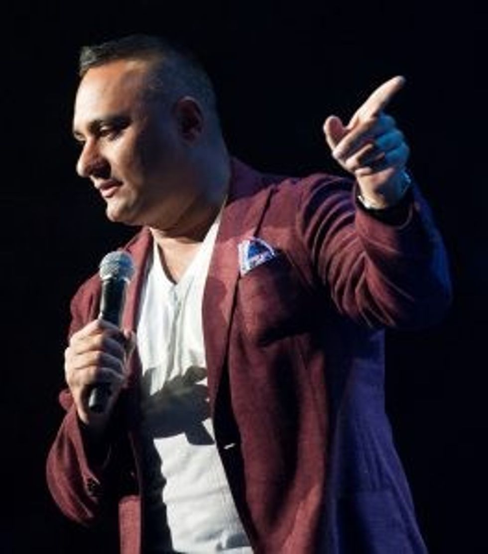 Lead inset Russell Peters XL252 1