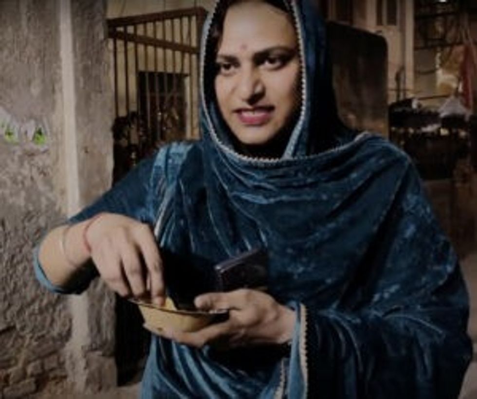 Lead inset Sirat Taneja in I Am Sirat 955