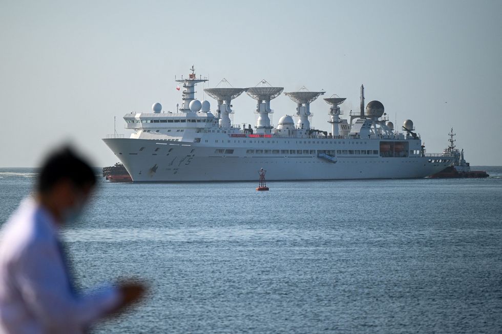 LEAD Lanka INSET China ship GettyImages 1242533110