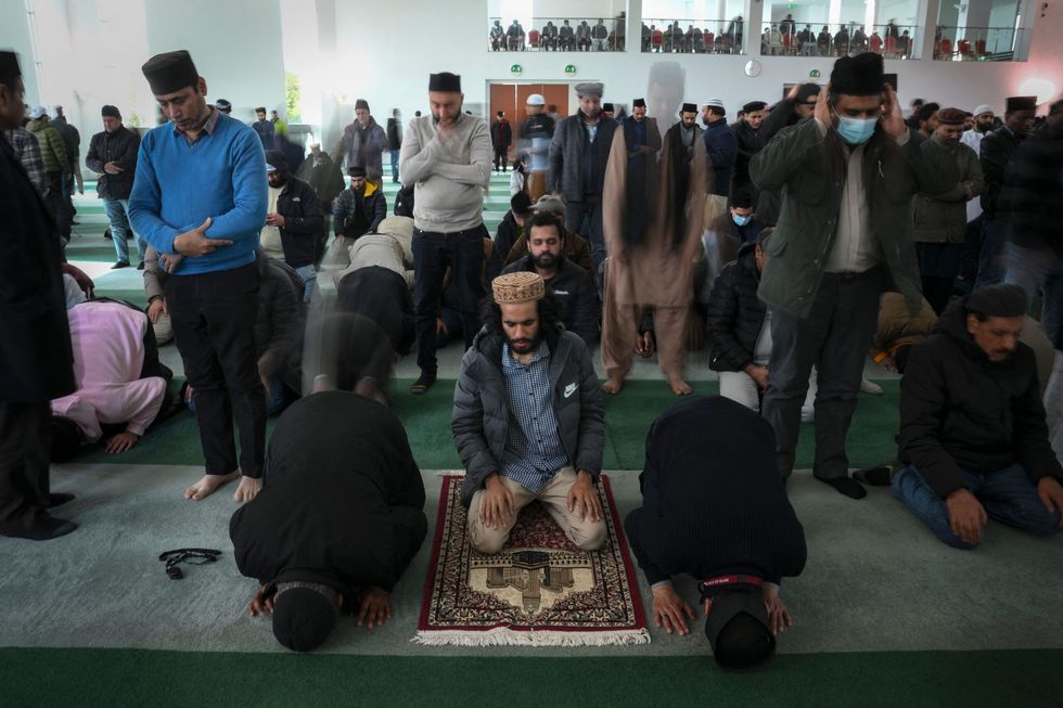 LEAD Measles INSET 4a GettyImages 1249396335