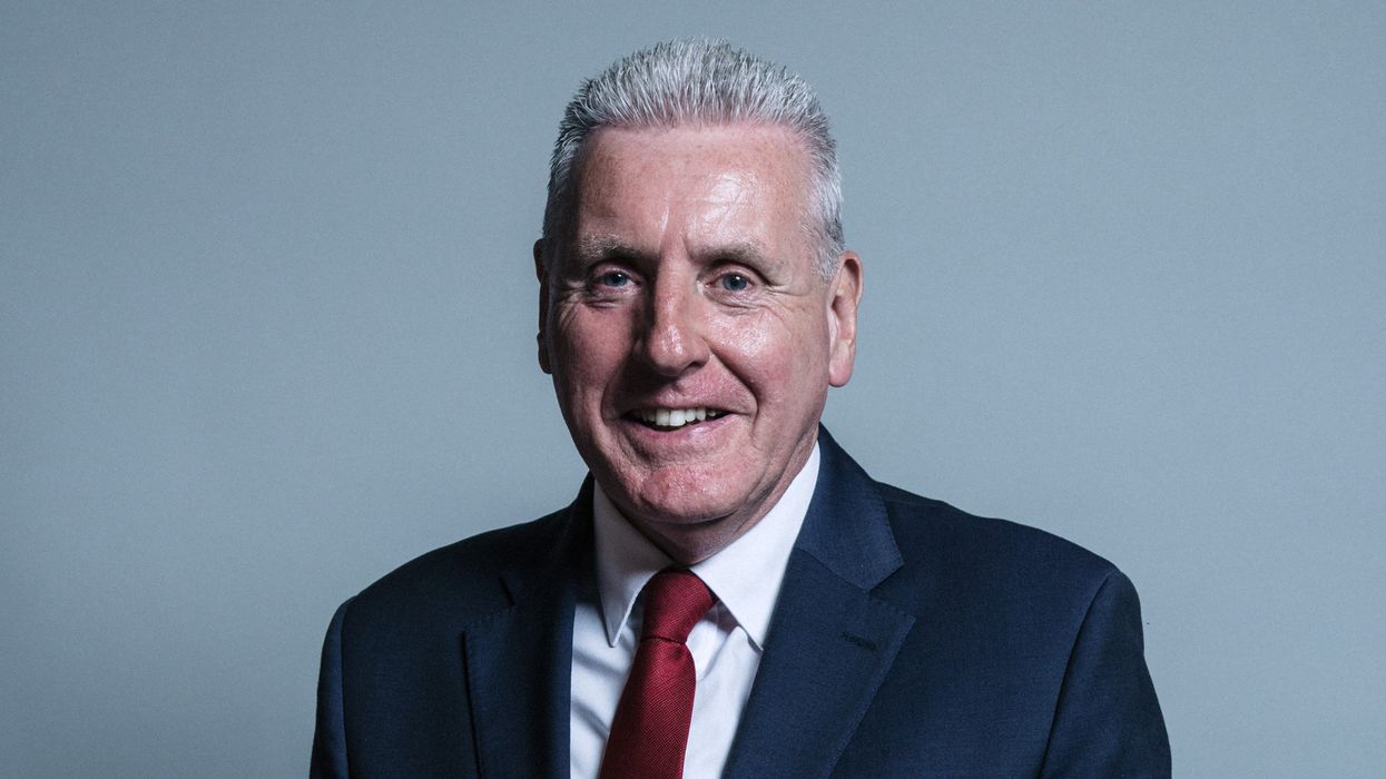 Minister 'open to talks' on British Sikh regiment