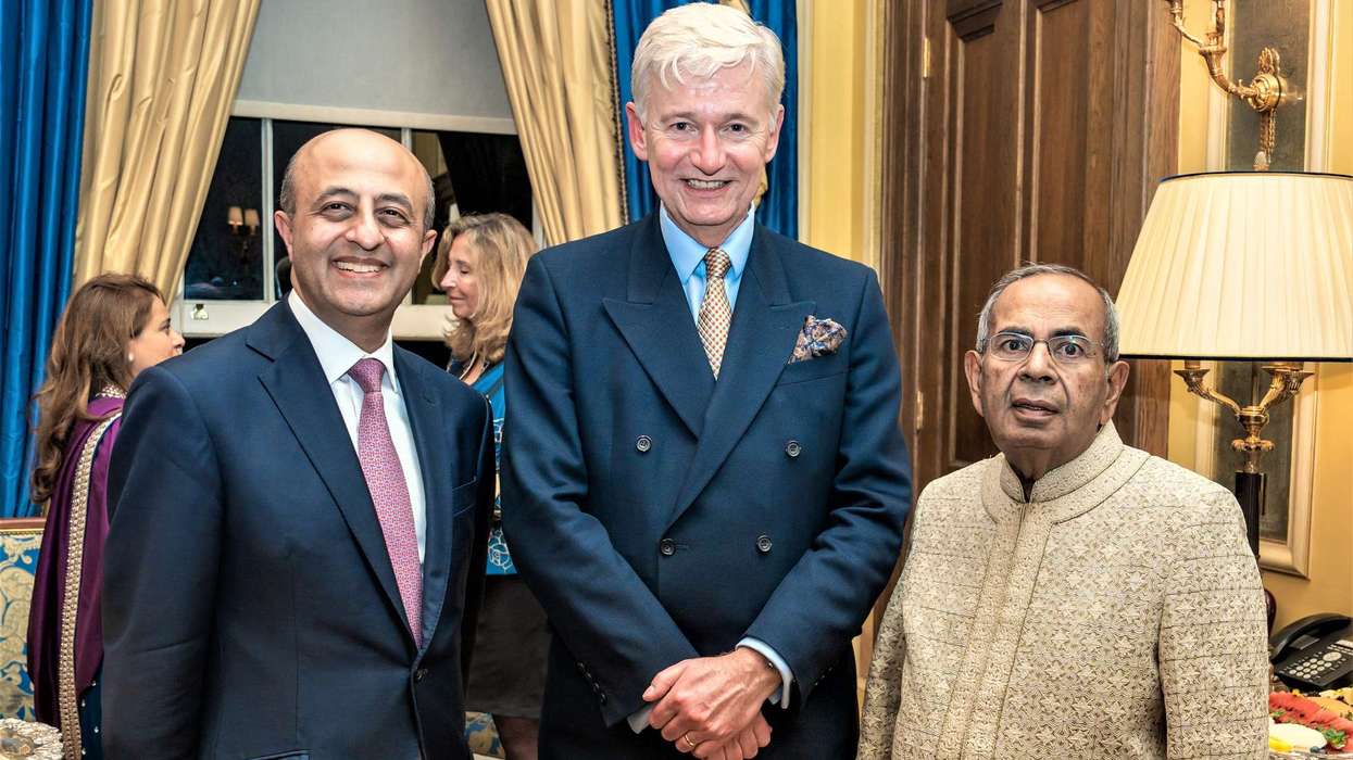 Sir Clive Alderton sealed royal reproachment with the Hindujas
