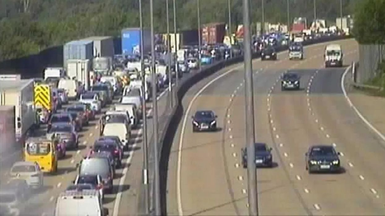M25 Accidents Lead to Severe Delays and Traffic Disruptions