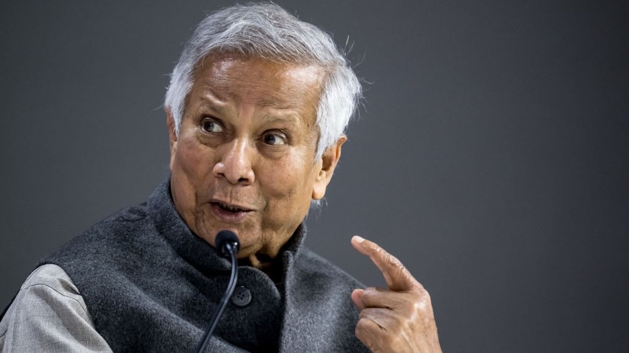 Bangladesh's Yunus to meet opposition parties amid quit threat