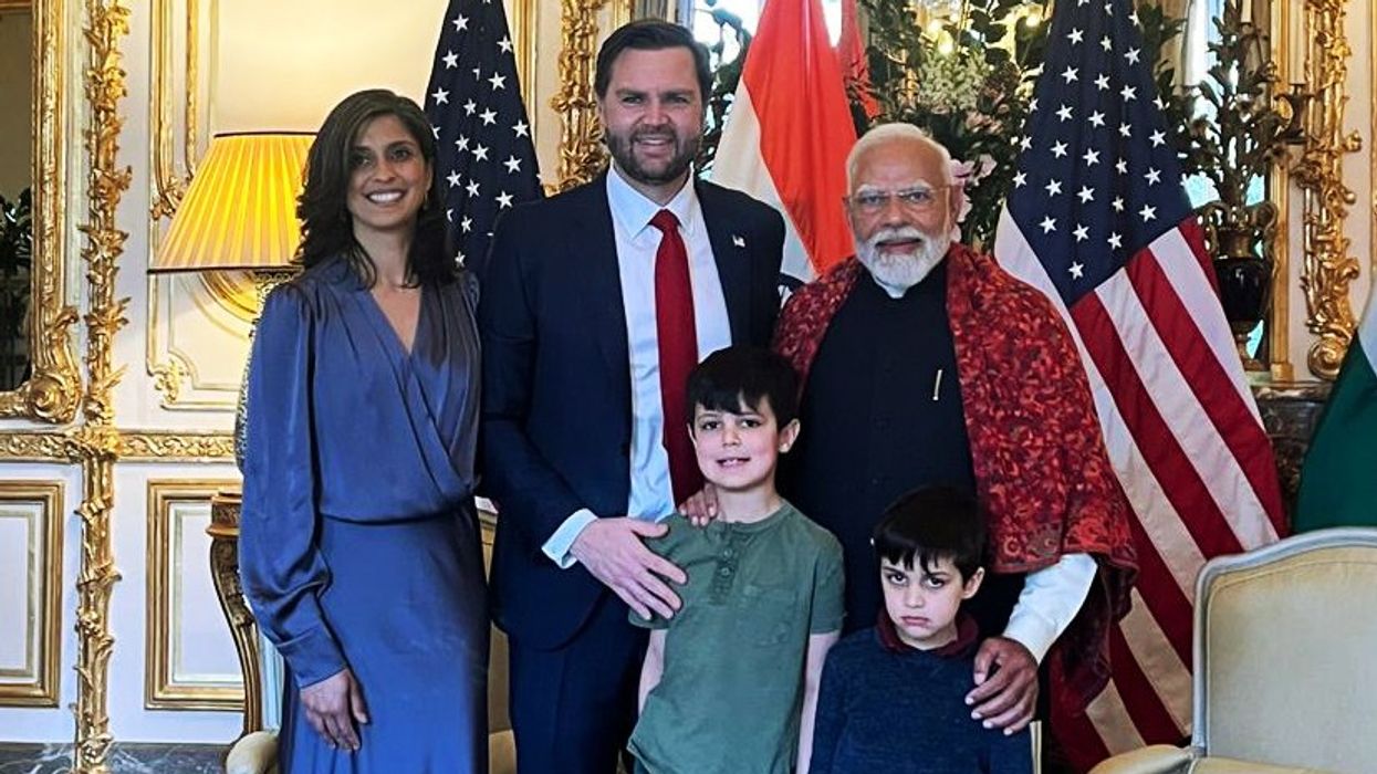 Modi meets Vance, family in Paris