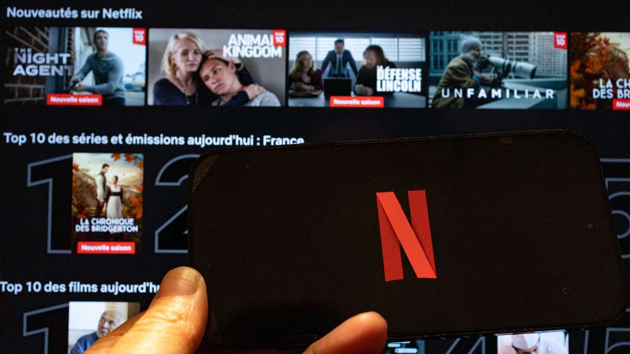 Netflix board exit slow growth