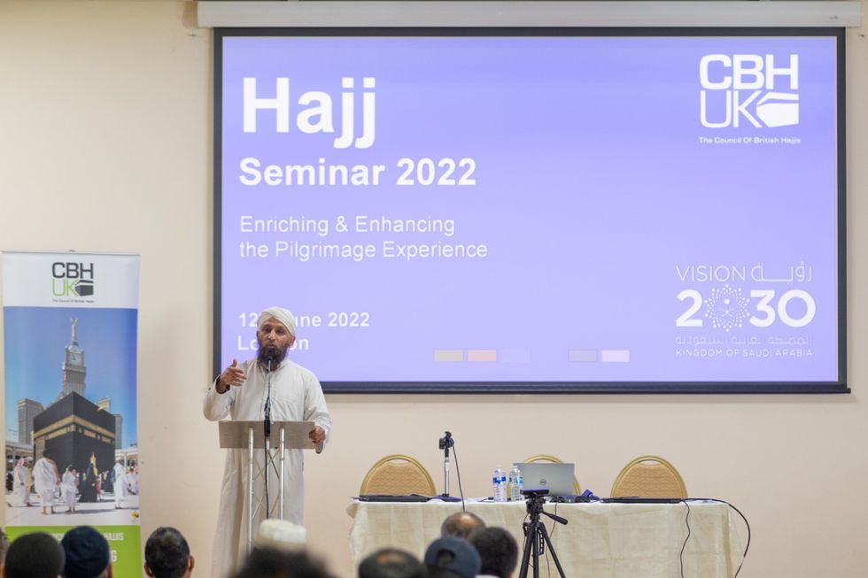 Page 7 top story inset 1 Shaykh Dudhwala leads a hajj seminar at London Muslim centre @CBHUK