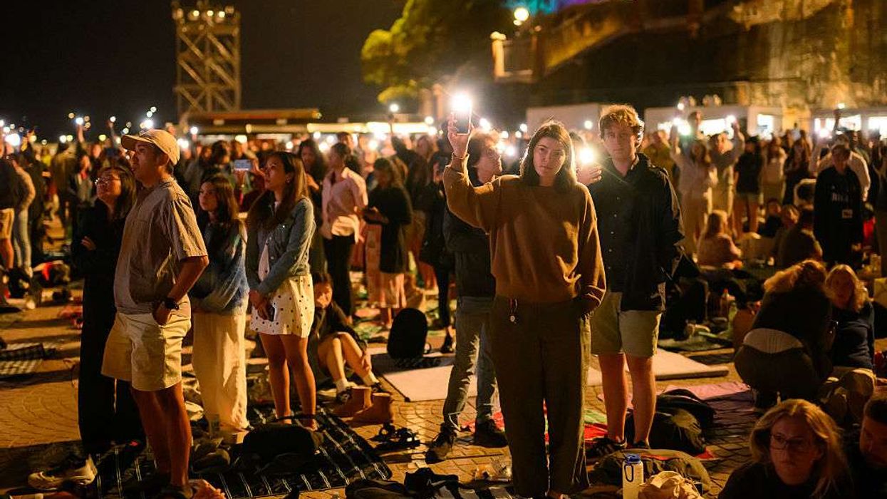 Bondi gunmen acted alone with no terror cell ties, Australian police say